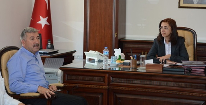 Yalova Valisi Tuğba Yılmaz kimdir? Valiler Kararnamesi ile atanan Yılmaz ne iş yapıyor, kaç yaşında?