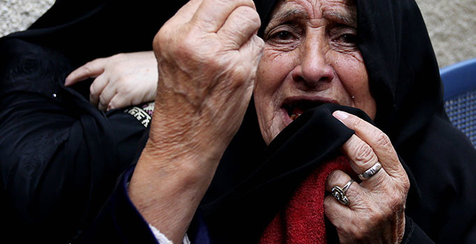 İsrail askerlerinin yaraladığı bir Filistinli daha şehit oldu