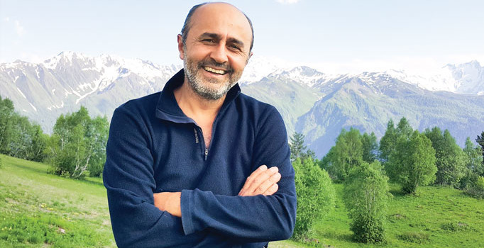 Kenan Evren darbe yaptı, şezlong için isyan çıktı