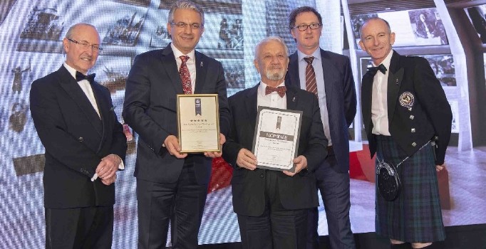 Karşıyaka’nın anıtına Avrupa’dan büyük ödül