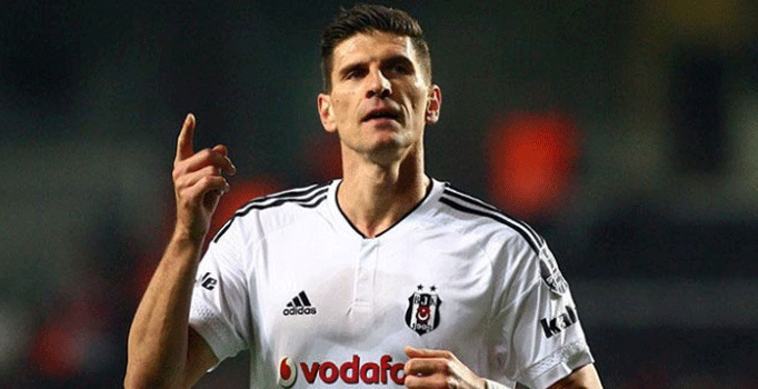 Mario Gomez'in Beşiktaş'ta kalmak için 2 şartı var