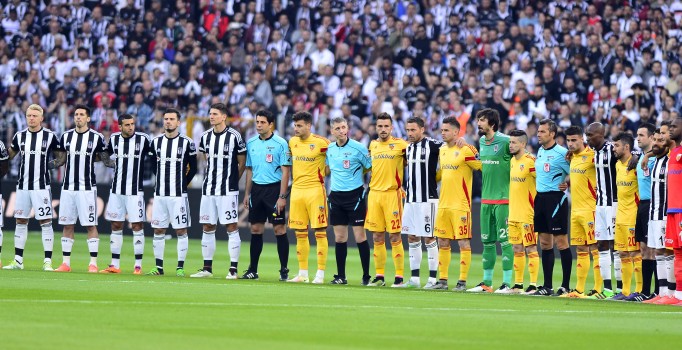 Beşiktaş Teknik Direktörü Şenol Güneş'ten iki değişiklik