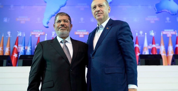 Erdoğan 3 dilde sordu: 
Neden susuyorsunuz?