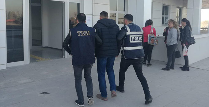 Aksaray'da FETÖ operasyonu: 10 gözaltı
