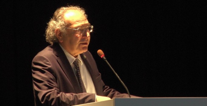 Prof. Dr. Tarhan öğretmenlere ‘pozitif psikoloji’ semineri verdi