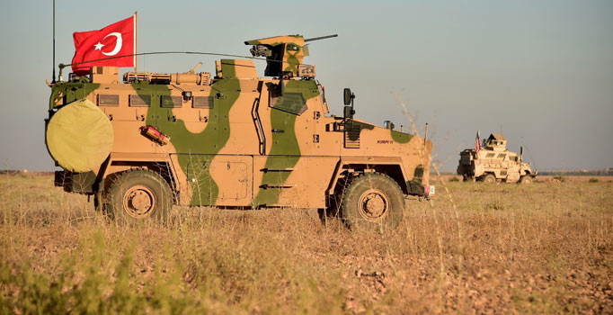 Milli Savunma Bakanlığı paylaştı! Münbiç'teki ortak devriyeden ilk görüntüler