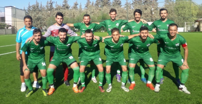 Futbolcuların lisansları çalınınca maç ertelendi