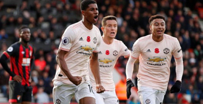 Manchester United 90+2'de kazandı