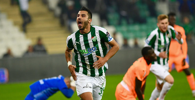 Bursaspor'un yüzü evinde gülüyor