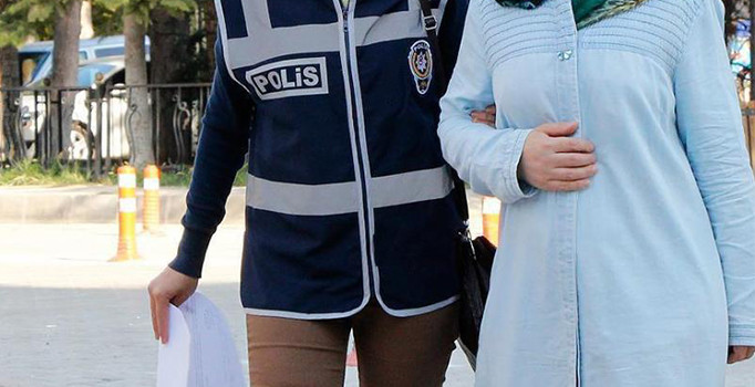 Mersin merkezli FETÖ operasyonunda 10 kadına gözaltı