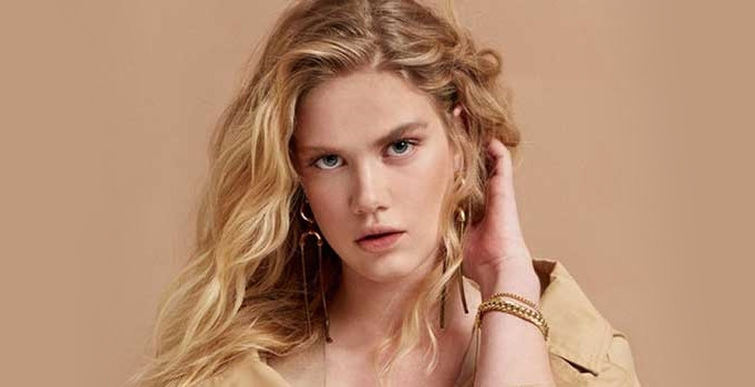 Serel Yereli kimdir, kaç yaşında? İngiltere'de yaşayan oyuncu isyan etti