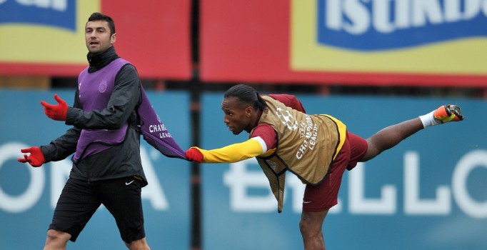 Burak Yılmaz: Drogba'ya var bana niye yok?