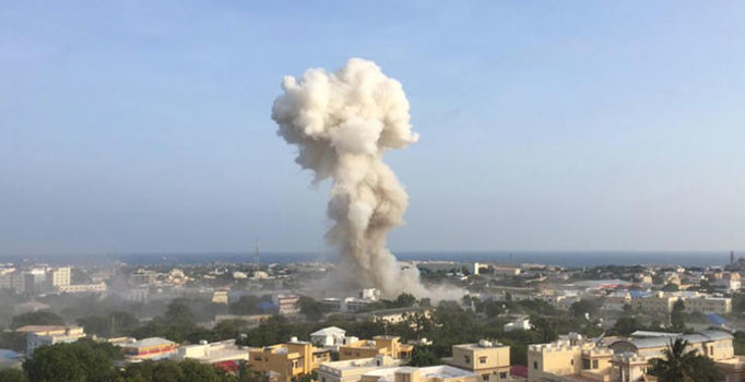 Son dakika! Somali'de arka arkaya patlama: 17 ölü