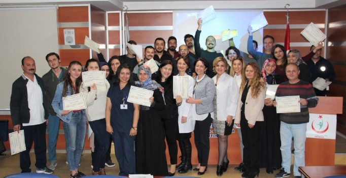 Hastanede ‘Yoğun bakım hemşireliği’ eğitimi