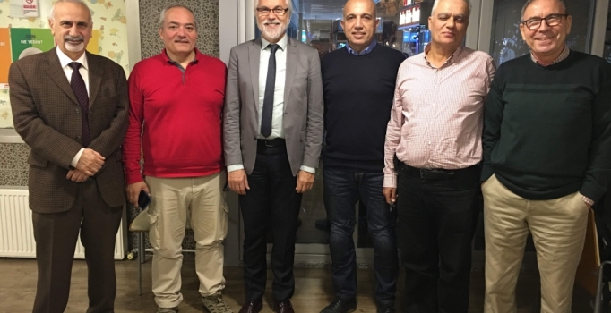 ÇASEV geleceğin doktorlarına burs veriyor