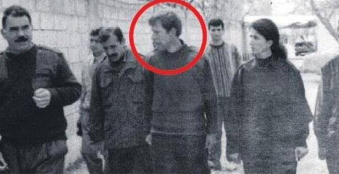 Öcalan'ın sağ kolu havalimanında mahsur kaldı