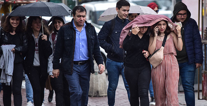 İstanbul'da iki gün sağanak etkili olacak