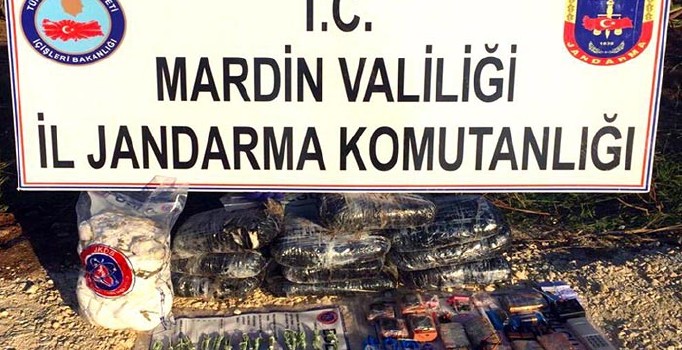 Mısır tarlasında 55 kilo plastik patlayıcı