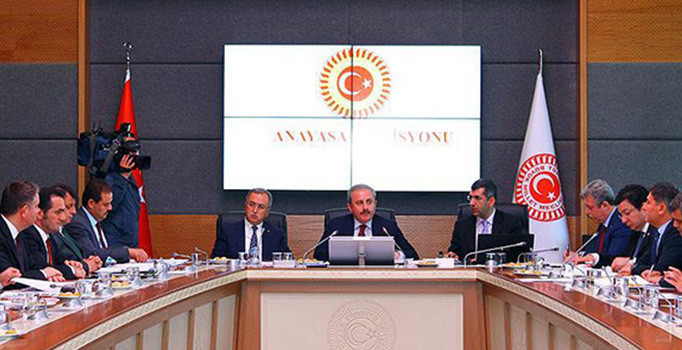 Meclis Anayasa Komisyonu'nda 'dokunulmazlık' görüşmeleri başladı