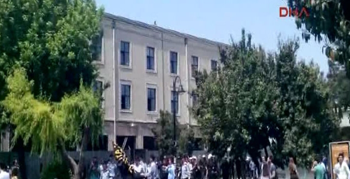 İstanbul Üniversitesinde gerginlik: 11 gözaltı