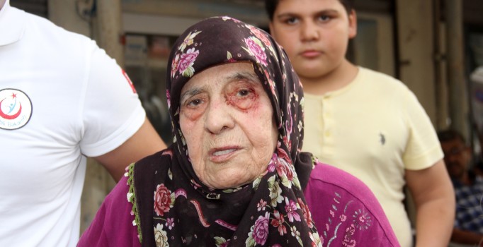 Murat Göğebakan’ın kuzeni, annesini darp etti