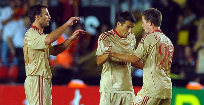 Galatasaray'ın eski yıldızı Lucas Neill'a kayyum atandı