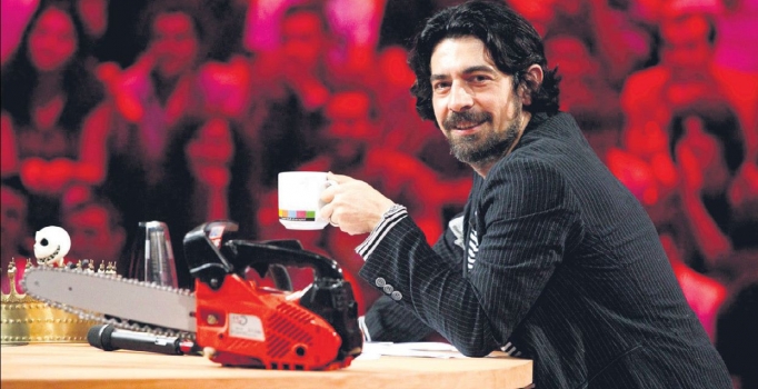 Selin Atasoy sevgilisi Okan Bayulgen sayesinde başkan oldu