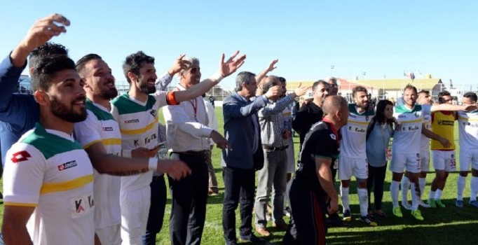 TFF, Amed Sportif'e ideolojik propaganda gerekçesiyle 3 puan silme cezası verdi