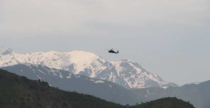 Şemdinli'de hava destekli dev operasyon