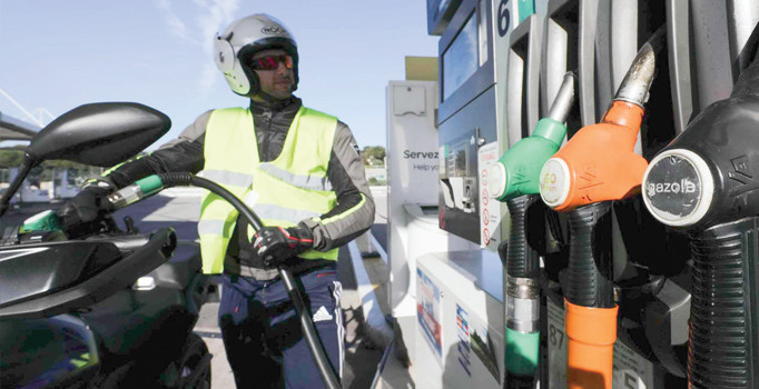 Petrol ve kur düştü indirim sırası motorinde