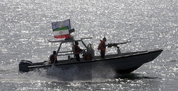 İran, Suudi Arabistan bayraklı tekneye el koydu