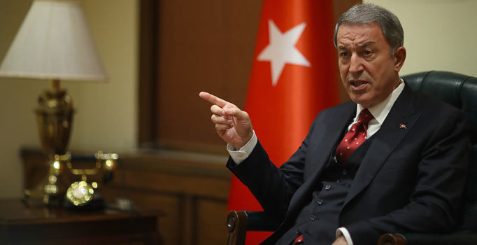 Bakan Akar: Terörle mücadeledeki kararlılığımız devam ediyor