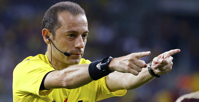 17. haftanın hakemleri açıklandı! Cüneyt Çakır'a maç verilmedi