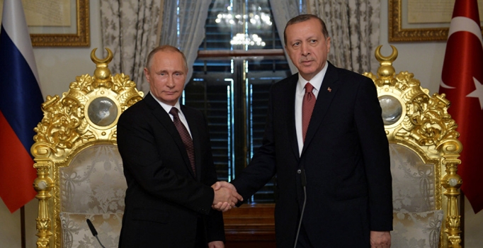 Putin: S-400 teslimatı ABD dolarına takılmayacak