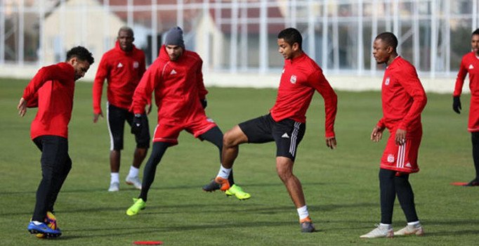 Sivasspor'da Başakşehir mesaisi