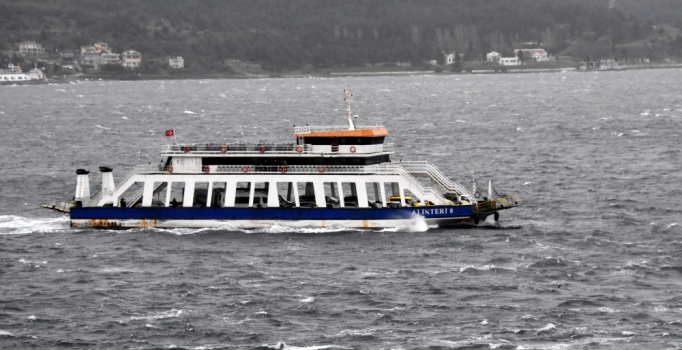 Gökçeada ve Bozcaada seferlerine fırtına engeli