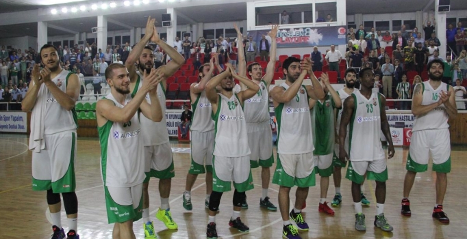 Yeşilgiresun Belediyespor'da yarı final sevinci