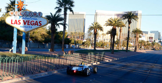 Bernie Ecclestone Las Vegas'ta Formula 1 düzenlemek için girişimlere başladı