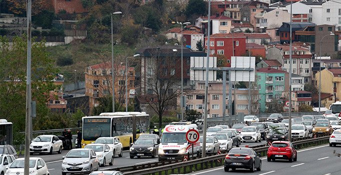 15 Temmuz Şehitler Köprüsü'nde kaza: 1 yaralı