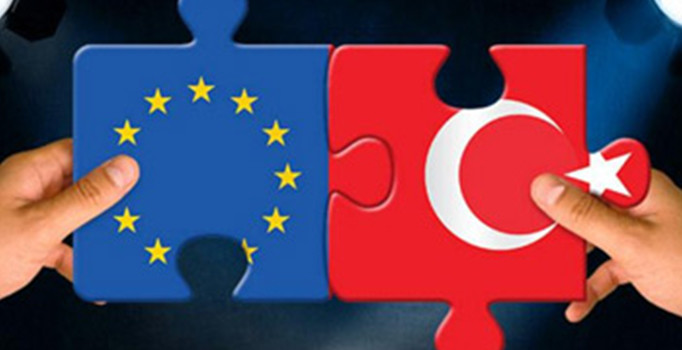 AB Komisyonu'nda karar çıktı! 'Türk vatandaşlarına vize kalksın' tavsiyesi