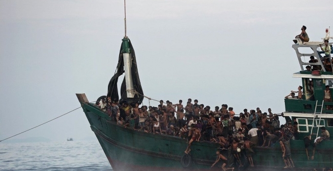 Filipinler: 'Arakanlılara yardıma hazırız'