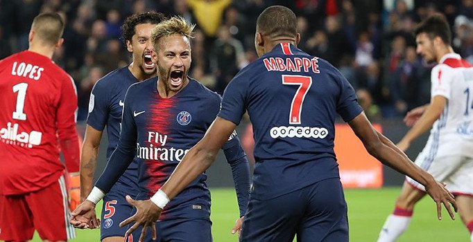 Sarı yelekliler PSG maçını erteletti