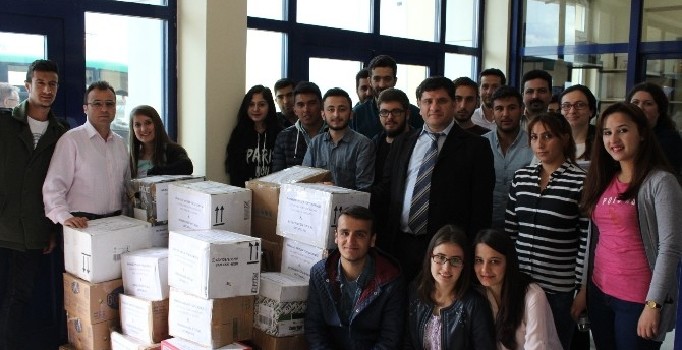 Üniversite Öğrencileri Tarafından “Kitap Bağış Kampanyası”