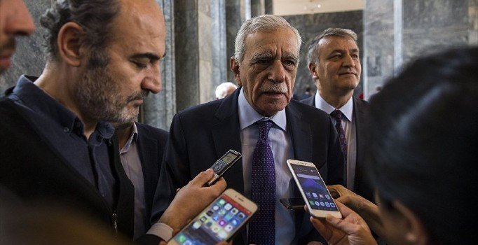 Mardin'de seçim sonuçları belli oldu: HDP adayı Ahmet Türk kazandı