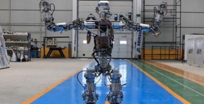 Amazon'un yapay zekalı robotu 24 çalışanı hastanelik etti