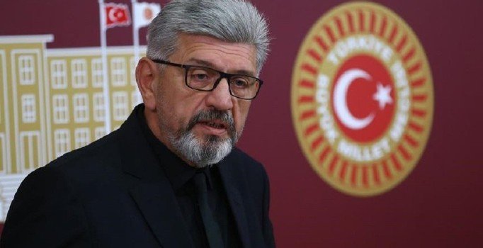 Saadet Partisi'nde tezkere firesi