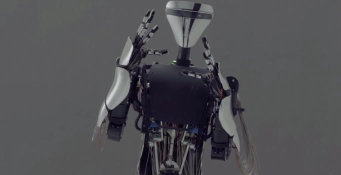 İnsan elini taklit eden robot geliştirildi