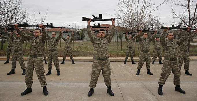 Bedelli askerlerin eğitimi görüntülendi