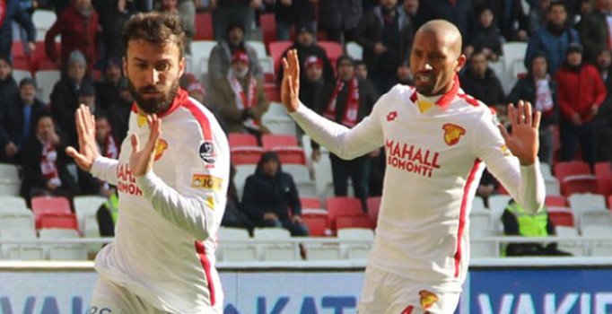 Göztepe ne atıyor ne de puan alabiliyor