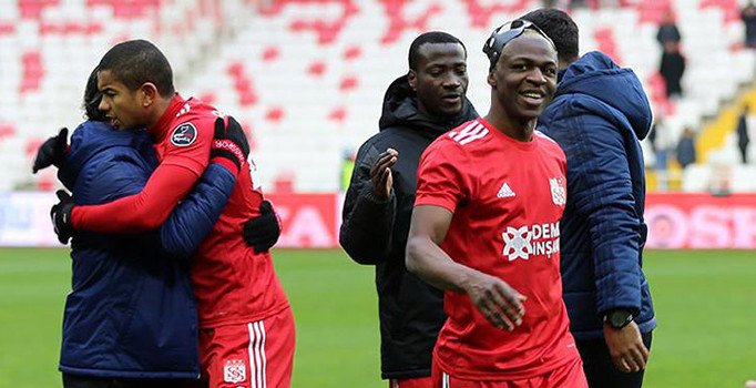 Sivasspor'da çıkış sürüyor